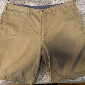 Men’s polo shorts